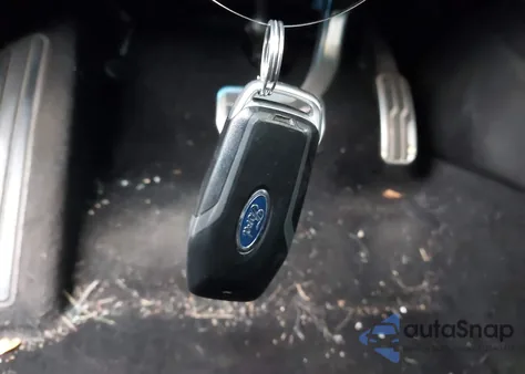 2014 Ford Fusion Energi Titanium z USA, uszkodzony, nr VIN 3FA6P0SU5ER167683